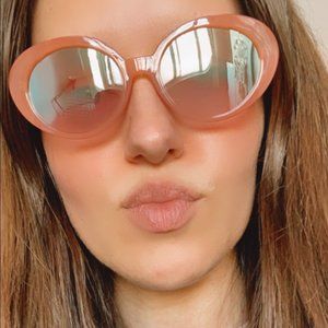 URBAN OUTFITTERS ELOISE TRENDY OVAL SUNGLASSES PINK FRAME NEW WITH TAG